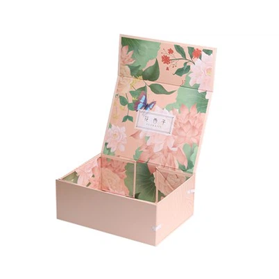 Cutii cadou pătrate mari cu capace